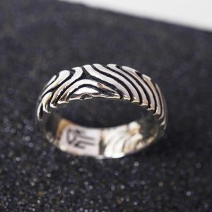 White gold wedding ring