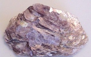 Pietra lepidolite