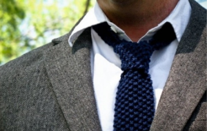 How to crochet a tie