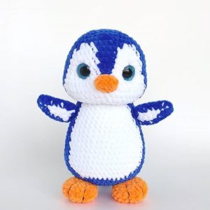 Crocheted penguin pattern