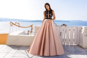 Dresses for gratuating date