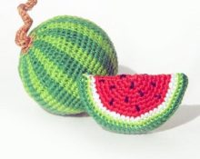 Knitted watermelon