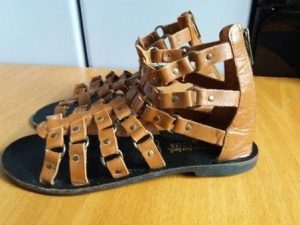 sandalias estilo griego