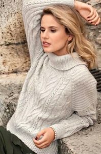 Women's cashmere sweater knitted