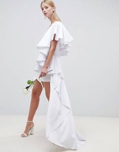 Robe asymétrique